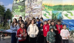 Από το Μαύρο στο Πράσινο: H Χριστουγεννιάτικη πορεία ελπίδας, πλημμύρισε το κέντρο της πόλης